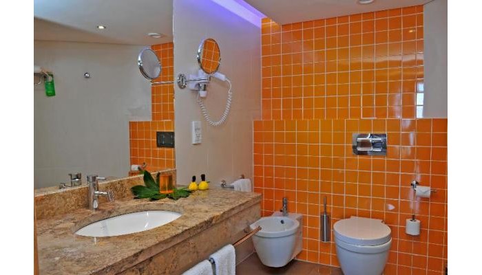 Hotel Four Views Oasis poza 1