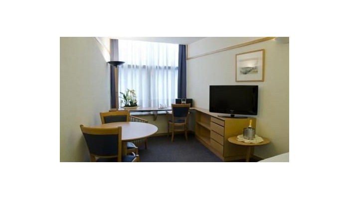 Vip Executive Eden Aparthotel poza 12